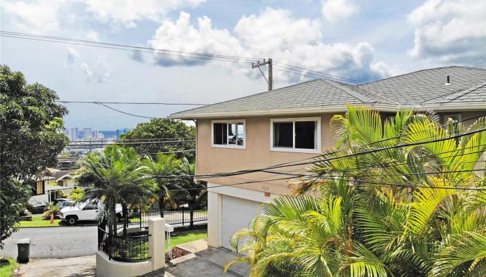 1025  Alewa Drive Alewa Heights, Honolulu home - photo 1 of 1