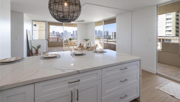 Maile Tower condo # 3A, Honolulu, Hawaii - photo 1 of 1