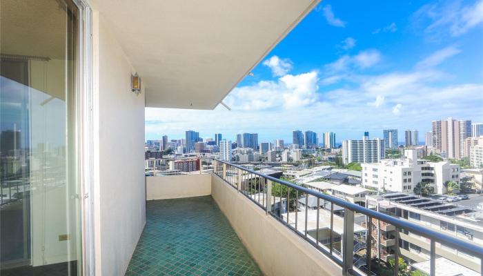 Maile Tower condo # 7A, Honolulu, Hawaii - photo 1 of 24