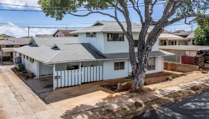 1033  16th Ave Kaimuki, Diamond Head home - photo 1 of 25