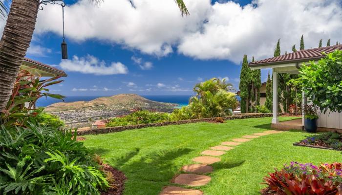 1034  Kaumoku Street Mariners Ridge, Hawaii Kai home - photo 1 of 1