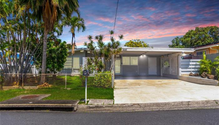 1047  Apokula Street Keolu Hills, Kailua home - photo 1 of 1