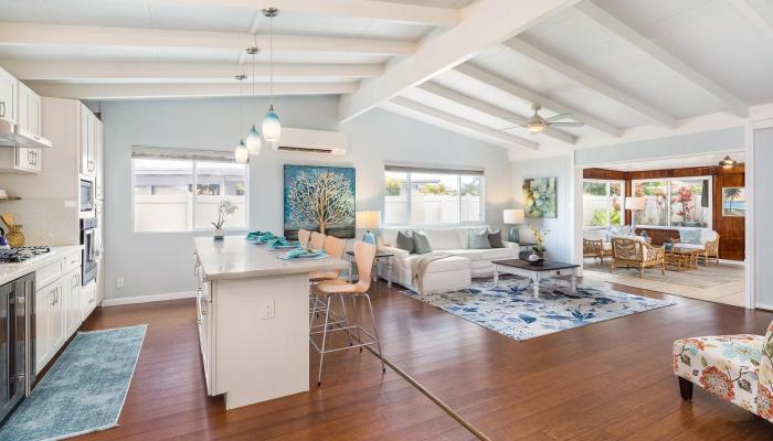 1047  Iopono Loop Enchanted Lake, Kailua home - photo 1 of 1