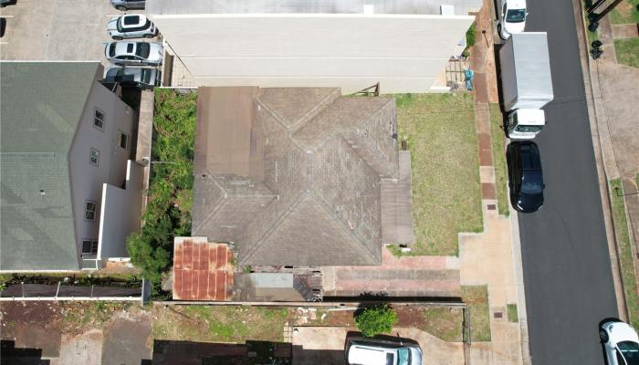 1050 12th Ave Honolulu Oahu commercial real estate photo1 of 1