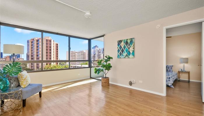 Bel-Air Plaza condo # 401, Honolulu, Hawaii - photo 1 of 1