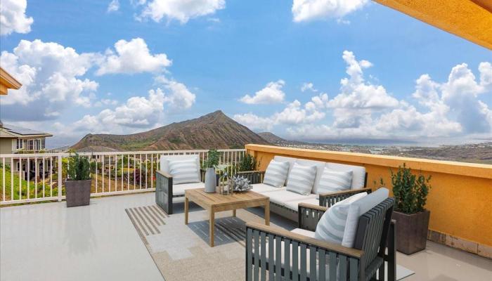 1062  Hoa Street Napali Haweo, Hawaii Kai home - photo 1 of 25