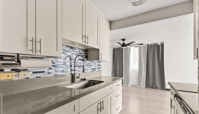 Crown Thurston condo # 101, Honolulu, Hawaii - photo 1 of 19