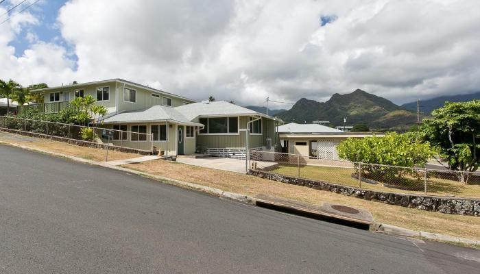 1105  Nanialii Street Keolu Hills, Kailua home - photo 1 of 24