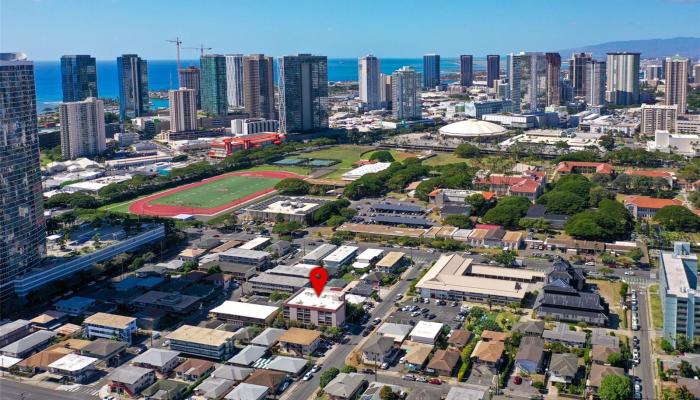 Rycroft Manor condo # 309, Honolulu, Hawaii - photo 1 of 1