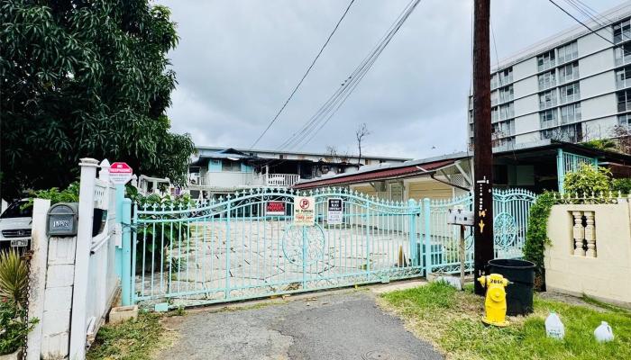1131  Banyan Street Palama, Honolulu home - photo 1 of 1