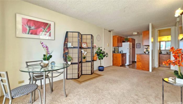 Wilder Terrace condo # 602, Honolulu, Hawaii - photo 1 of 1