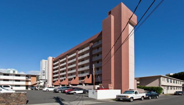 Hassinger Gardens condo # 202, Honolulu, Hawaii - photo 1 of 1