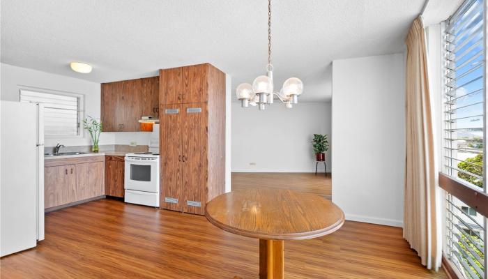 Kaimuki Jade condo # 703, Honolulu, Hawaii - photo 1 of 9