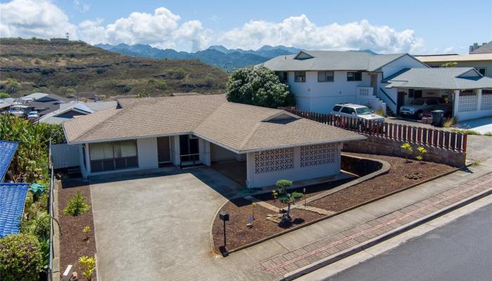1157  Ala Aloalo Street Salt Lake, Honolulu home - photo 1 of 25