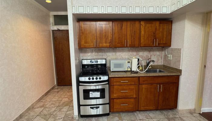 Century Square condo # 1302, Honolulu, Hawaii - photo 1 of 16