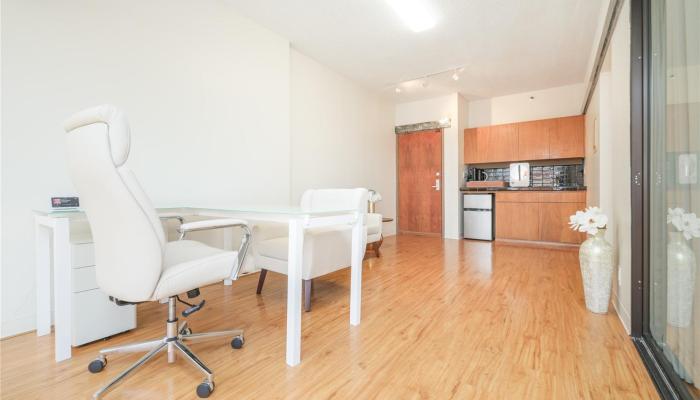 1188 Bishop Street Honolulu Oahu commercial real estate photo1 of 1