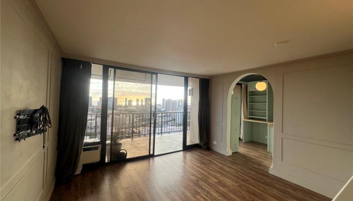 1201 Wilder Ave Honolulu - Rental - photo 1 of 18