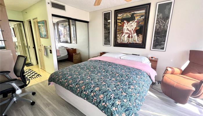 1212 Nuuanu Ave Honolulu - Rental - photo 1 of 11