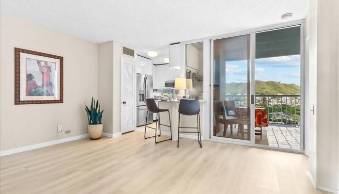 Honolulu Park Place condo # 1908, Honolulu, Hawaii - photo 1 of 1