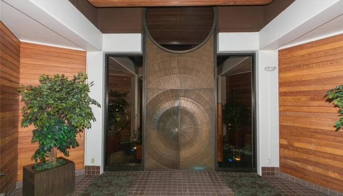 Admiral Thomas Apts condo # 1505, Honolulu, Hawaii - photo 1 of 1