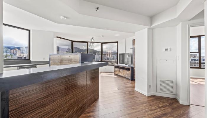 Admiral Thomas Apts condo # 1705, Honolulu, Hawaii - photo 1 of 1