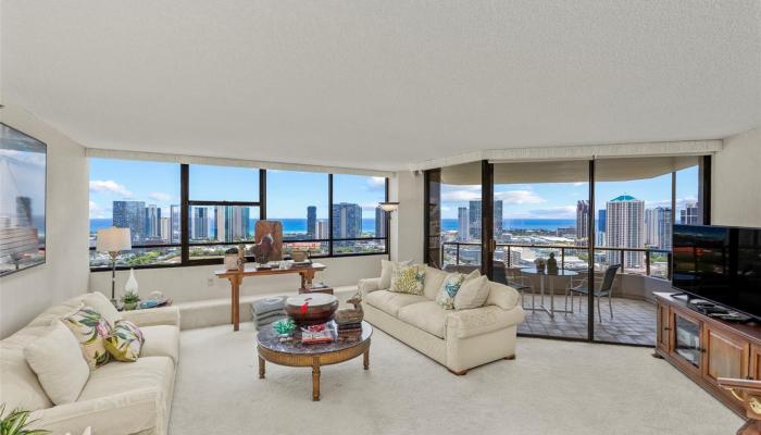 Admiral Thomas Apts condo # 3205, Honolulu, Hawaii - photo 1 of 25