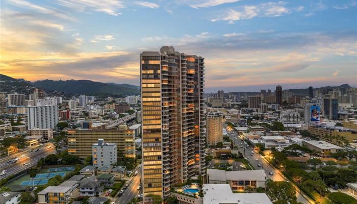 Admiral Thomas Apts condo # 902, Honolulu, Hawaii - photo 1 of 1
