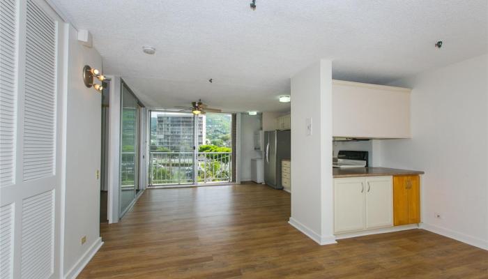 Alexander Towers condo # 405, Honolulu, Hawaii - photo 1 of 1