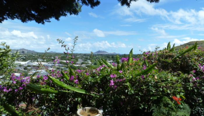 1234  Aulepe St Keolu Hills, Kailua home - photo 1 of 13