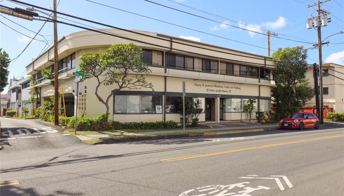 1245 Young Street Honolulu Oahu commercial real estate photo1 of 20