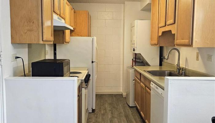 1260 Richard Ln condo # B-404, Honolulu, Hawaii - photo 1 of 13