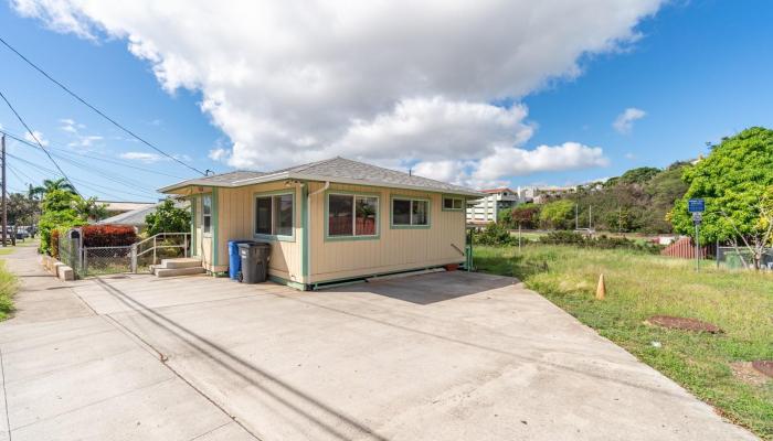 1270 Palolo Ave Honolulu - Rental - photo 1 of 1