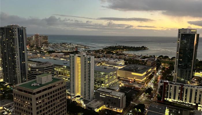 1296 Kapiolani Blvd Honolulu - Rental - photo 1 of 25