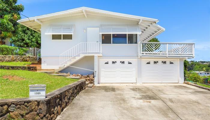 1305  Ainapua Street Moanalua Gardens, Honolulu home - photo 1 of 1