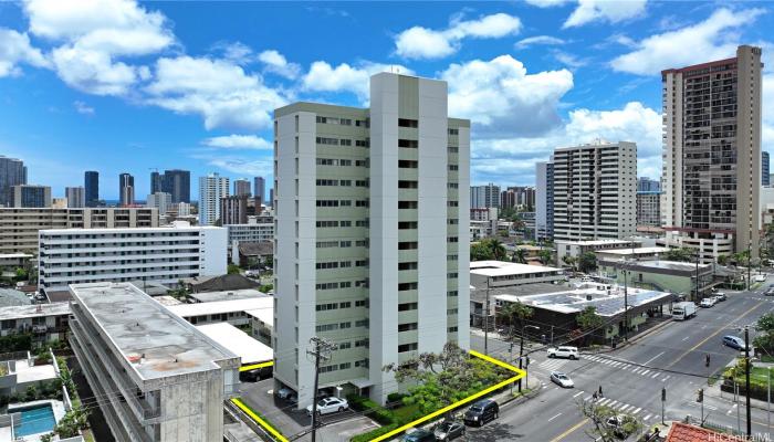 Bellevue Towers condo # 701, Honolulu, Hawaii - photo 1 of 25