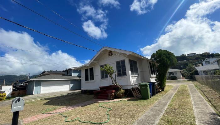 1323 9th Ave Honolulu - Rental - photo 1 of 10