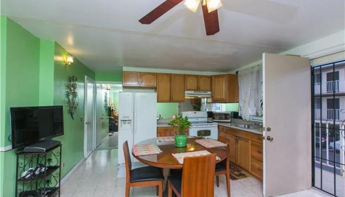 Kapalama Gardens condo # D205, Honolulu, Hawaii - photo 1 of 1