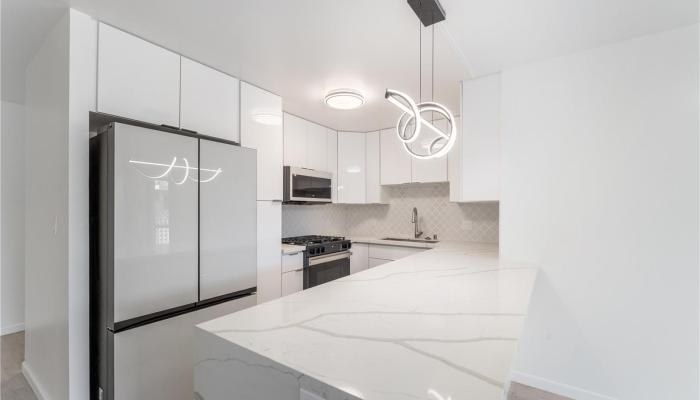 Matlock Hale condo # 106, Honolulu, Hawaii - photo 1 of 24