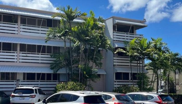 1330 Wilder condo # 318, Honolulu, Hawaii - photo 1 of 2