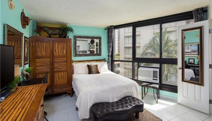 Waikiki Grand Hotel condo # 617, Honolulu, Hawaii - photo 1 of 12