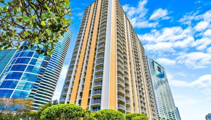 1350 Ala Moana condo # 810, Honolulu, Hawaii - photo 1 of 25