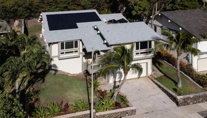 1381  Kaeleku Street Kalama Valley, Hawaii Kai home - photo 1 of 24