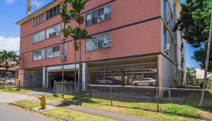 Hokulani Square condo # 403, Honolulu, Hawaii - photo 1 of 1