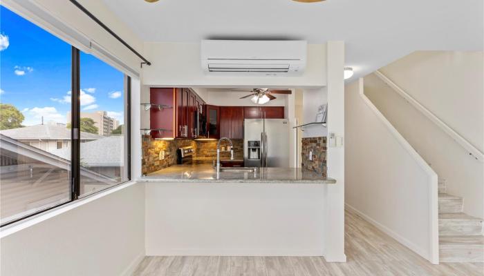 Makiki Crescent condo # A, Honolulu, Hawaii - photo 1 of 1