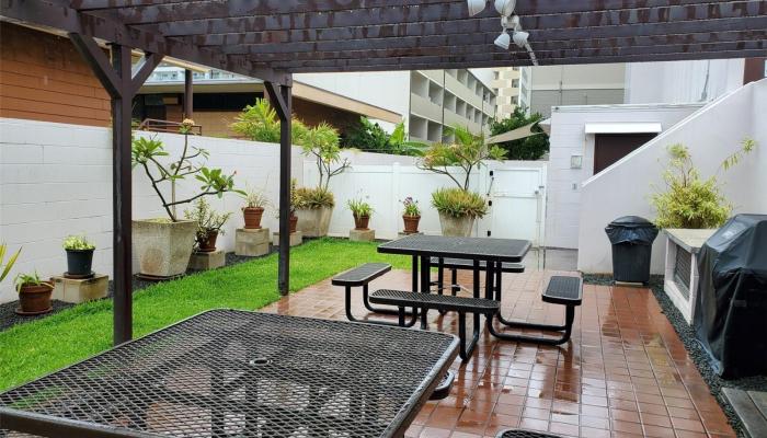 Dominis West condo # 907, Honolulu, Hawaii - photo 1 of 1