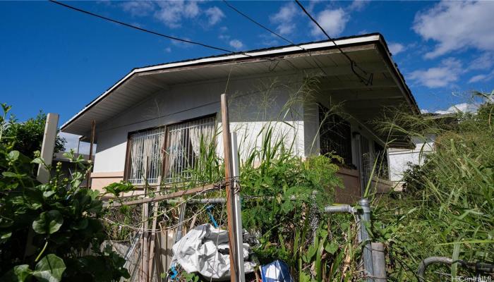 1422  Pua Lane Liliha, Honolulu home - photo 1 of 9