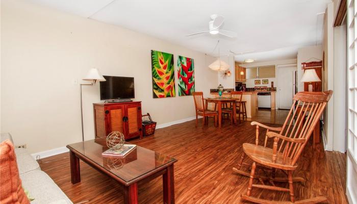 Emerson Court condo # 101, Honolulu, Hawaii - photo 1 of 1