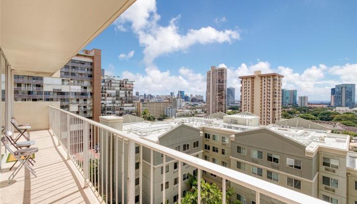 Academy Towers condo # 7E, Honolulu, Hawaii - photo 1 of 1