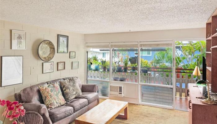 Alexander Gardens condo # 202, Honolulu, Hawaii - photo 1 of 16