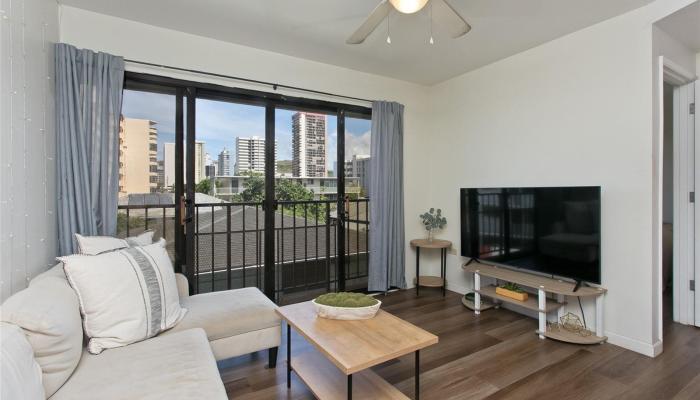 Makiki Parkside condo # 304, Honolulu, Hawaii - photo 1 of 12